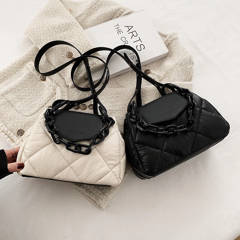 Fashion PU Leather Shoulder Bag Clutch Women Embroidery Thread Mobile Phone Bag Casual Female Small Shoulder Bags
Fashion PU Leather Shoulder Bag Clutch Women Embroidery Thread Mobile Phone Bag Casual Female Small Shoulder Bags