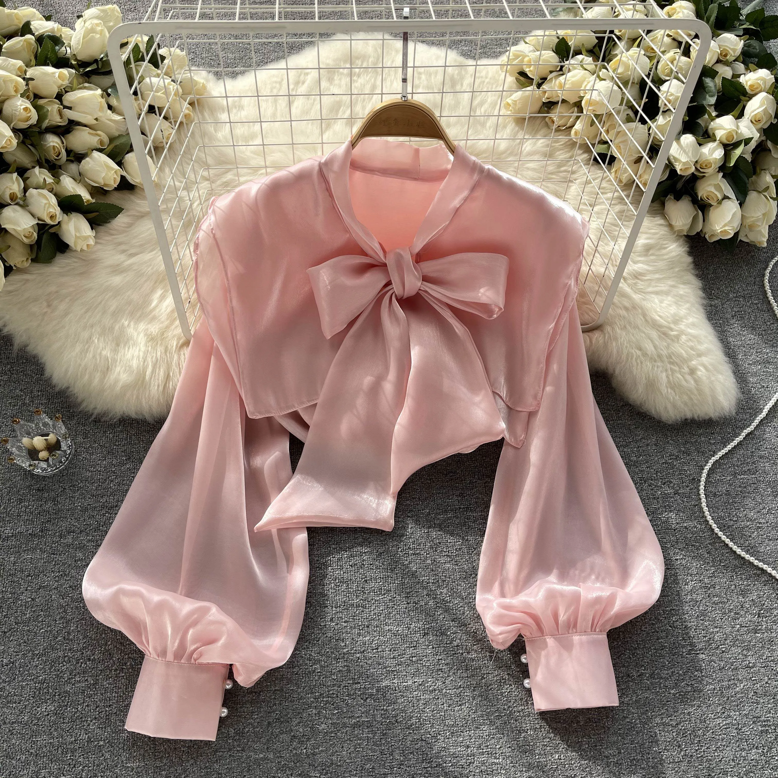 French Style Sweet Bow Lantern Sleeve Blouse Fall Wear Design Commuting Blouse For Women
French Style Sweet Bow Lantern Sleeve Blouse Fall Wear Design Commuting Blouse For Women