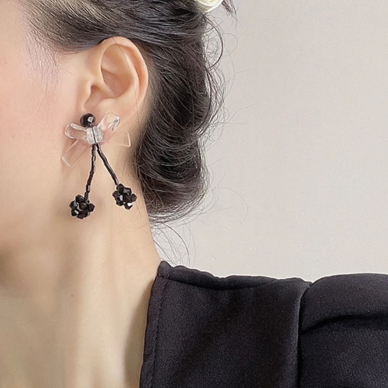 U-Magical Ins Style Black Bowknot Dangle Earring for Women Fairy Transparent Acrylic Beaded Crystal Tassel Earring Jewellery
U-Magical Ins Style Black Bowknot Dangle Earring for Women Fairy Transparent Acrylic Beaded Crystal Tassel Earring Jewellery