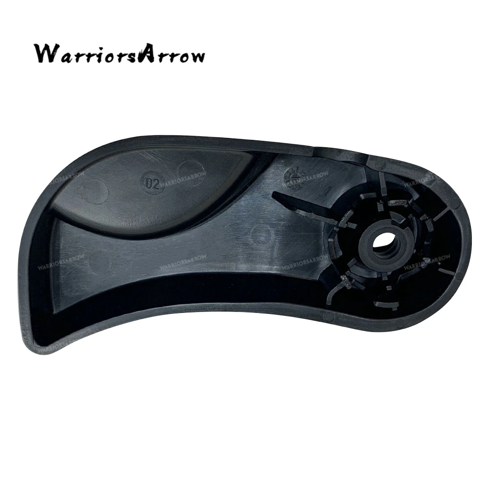 Engine Hood Panel Release Lever Handle Black Plastic For BMW F22 F30 F32 F80 3 series 2012-2018 4 series 2014-2019 51237309606
Engine Hood Panel Release Lever Handle Black Plastic For BMW F22 F30 F32 F80 3 series 2012-2018 4 series 2014-2019 51237309606