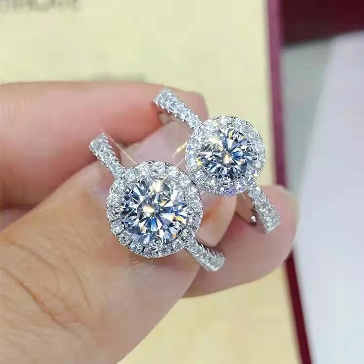 Копия модное женское Открытое кольцо принцессы круглый оберточный Муассанит один карат Имитация муассанита бриллиант каменное предложени...
Копия модное женское Открытое кольцо принцессы круглый оберточный Муассанит один карат Имитация муассанита бриллиант каменное предложени...