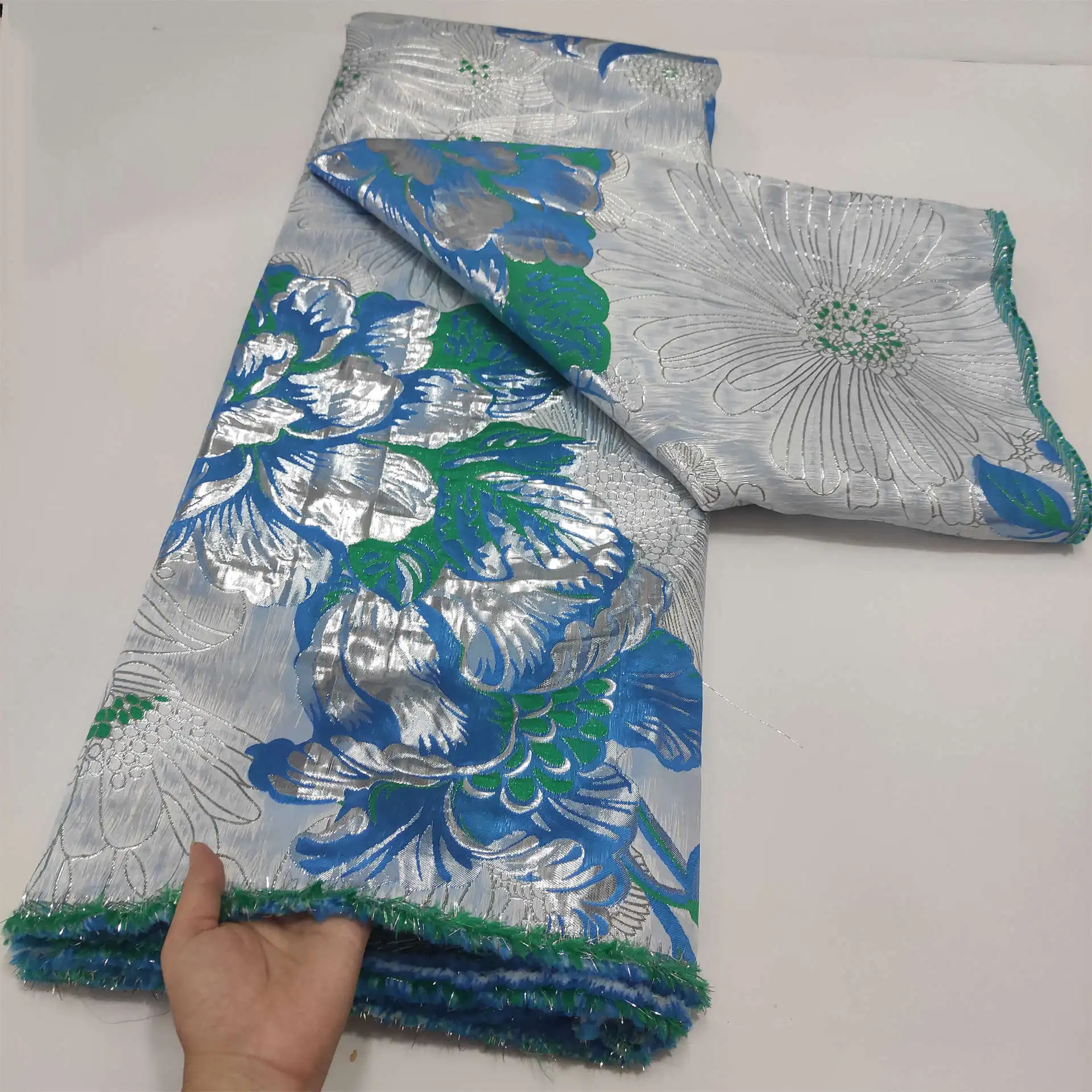High Quality African Brocade Jacquard Lace Clothing 5 Yards for Summer Wear French Mesh Lace Fabric XHDB12
High Quality African Brocade Jacquard Lace Clothing 5 Yards for Summer Wear French Mesh Lace Fabric XHDB12