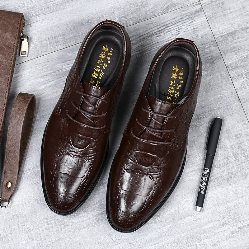Men shoes summer crocodile pattern men's leather pointed toe business suits breathable hair stylist
Men shoes summer crocodile pattern men's leather pointed toe business suits breathable hair stylist