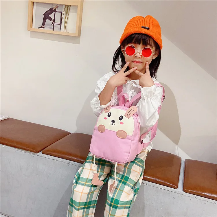Baby Backpack Canvas Cute Cartoon Animals Pattern Light High Capacity School Bag Kindergarten Kids Double Shoulder Backpack New
Baby Backpack Canvas Cute Cartoon Animals Pattern Light High Capacity School Bag Kindergarten Kids Double Shoulder Backpack New