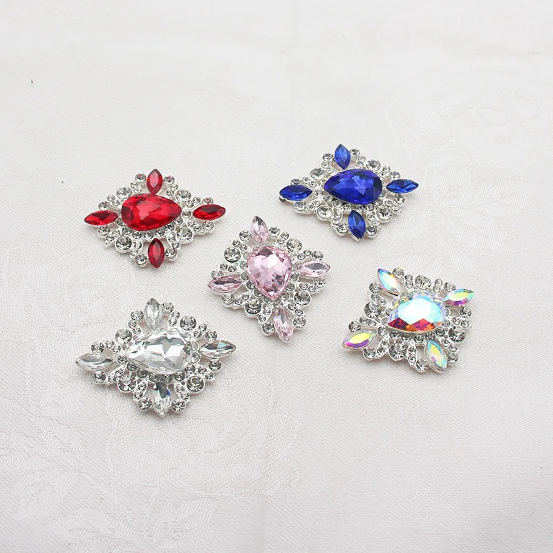 5PCS/Batch 42*30mm New Metal Cross Rhinestone Glass Buttons For Sewing Decorative Clothes Skirts, Ornament Accessories
5PCS/Batch 42*30mm New Metal Cross Rhinestone Glass Buttons For Sewing Decorative Clothes Skirts, Ornament Accessories