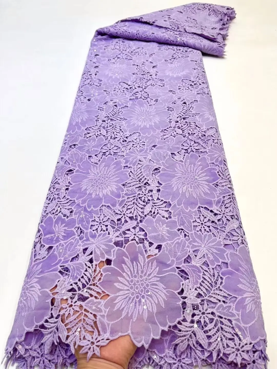 Beautiful White Lace Swiss Voile Lace In Switzerland African Lace Fabric Wedding 5yards Cotton Swiss Lace Fabric for Dress
Beautiful White Lace Swiss Voile Lace In Switzerland African Lace Fabric Wedding 5yards Cotton Swiss Lace Fabric for Dress
