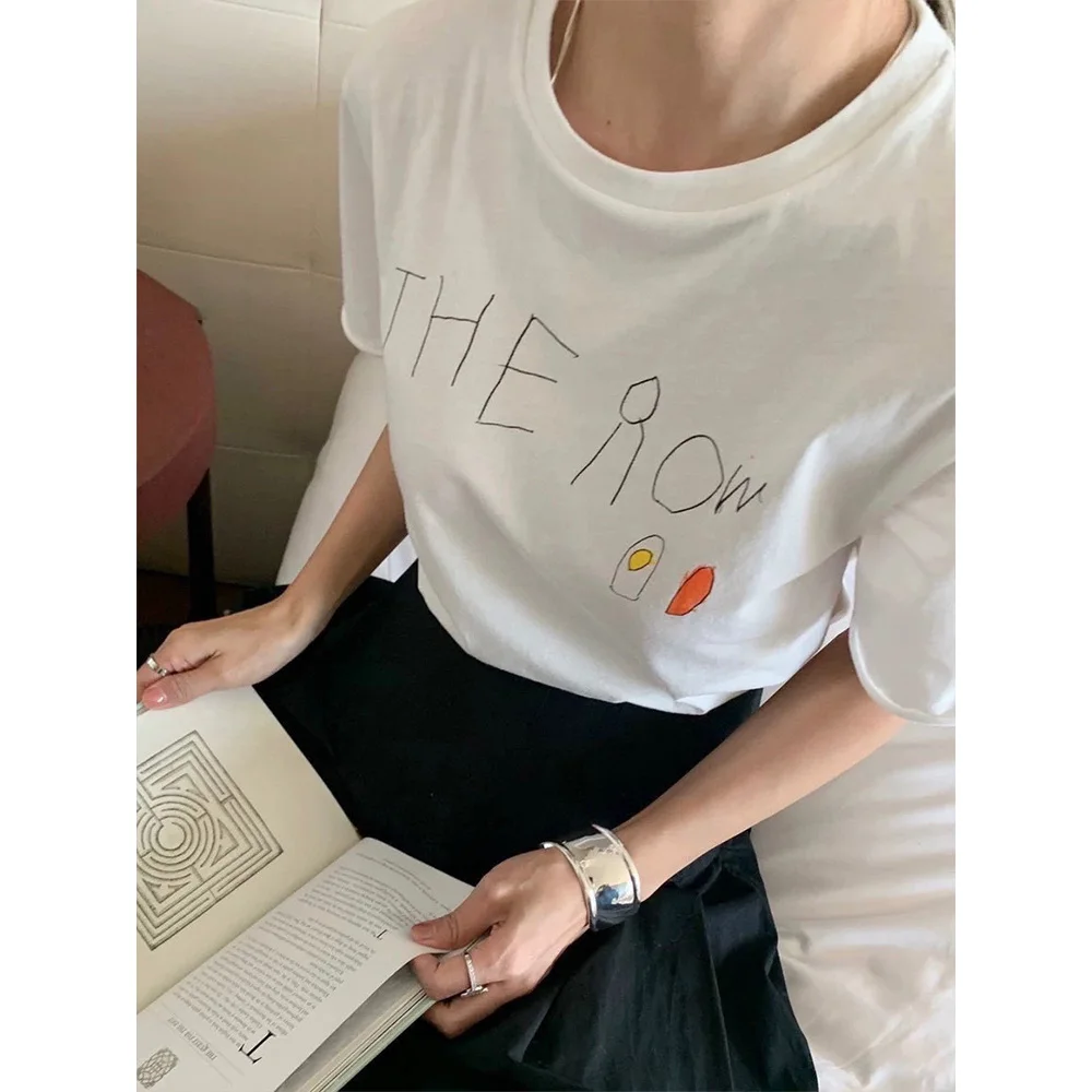 23 Spring Summer Cotton Graffiti Kids Natural Rolled Hem Slouchy Slightly Sheer Monogram Hand Painted White T-Shirt
23 Spring Summer Cotton Graffiti Kids Natural Rolled Hem Slouchy Slightly Sheer Monogram Hand Painted White T-Shirt