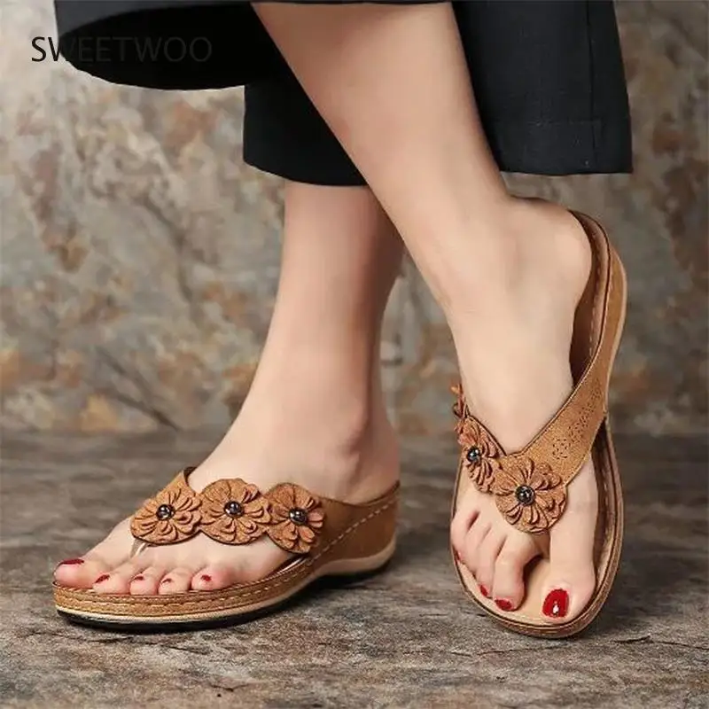 2022 Fashion Women Wedge Slides Female Cute Flower Sandal Slides Women Beach Flip Flops Ladies Woman Sandals Lady Casual Shoes
2022 Fashion Women Wedge Slides Female Cute Flower Sandal Slides Women Beach Flip Flops Ladies Woman Sandals Lady Casual Shoes