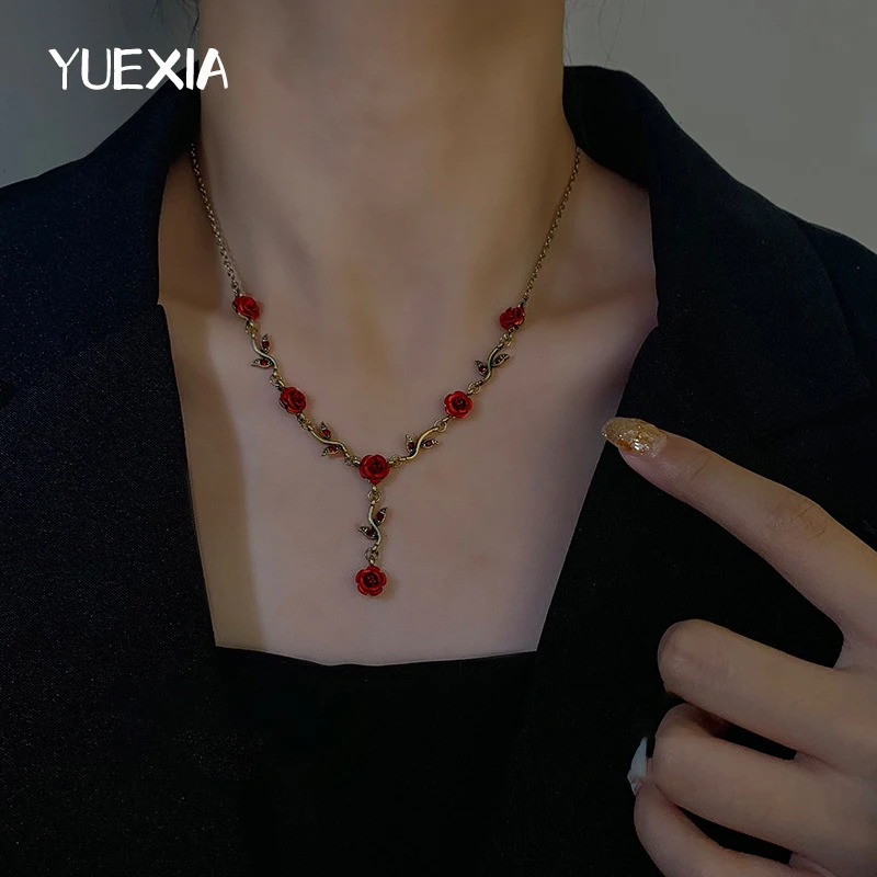 Vintage Red Rose Flower Necklaces for Women Medieval Gothic Rose Floral Tassel Necklace Flower Clavicle Chain Necklace Jewelry
Vintage Red Rose Flower Necklaces for Women Medieval Gothic Rose Floral Tassel Necklace Flower Clavicle Chain Necklace Jewelry