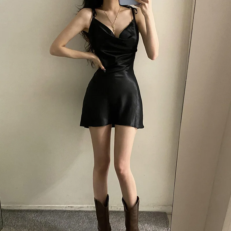 Combhasaki Women Backless Lace-up Bandage Tie-up Solid Color Cowl Neck Spaghetti Strap Bodycon Satin Short Mini A-Line Dress
Combhasaki Women Backless Lace-up Bandage Tie-up Solid Color Cowl Neck Spaghetti Strap Bodycon Satin Short Mini A-Line Dress