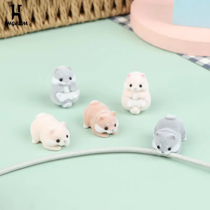 Мини капсулы, игрушки гатяпопон, милые животные, хомяк, заряжающий кабель, плюшевая кукла, игрушка ручной работы, линия заряда, мини-собака и...
Мини капсулы, игрушки гатяпопон, милые животные, хомяк, заряжающий кабель, плюшевая кукла, игрушка ручной работы, линия заряда, мини-собака и...