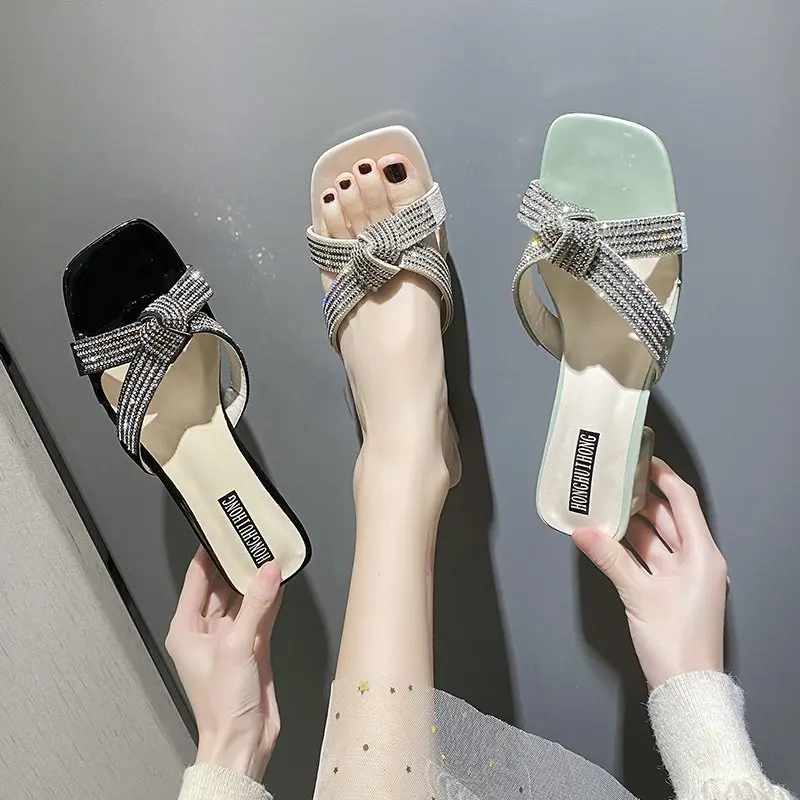 43 Large Size Women's Shoes Fashion Open-toe Summer Slippers New Crystal Cool Dress Shoes Party Platform Shoes Rivet Shoes
43 Large Size Women's Shoes Fashion Open-toe Summer Slippers New Crystal Cool Dress Shoes Party Platform Shoes Rivet Shoes