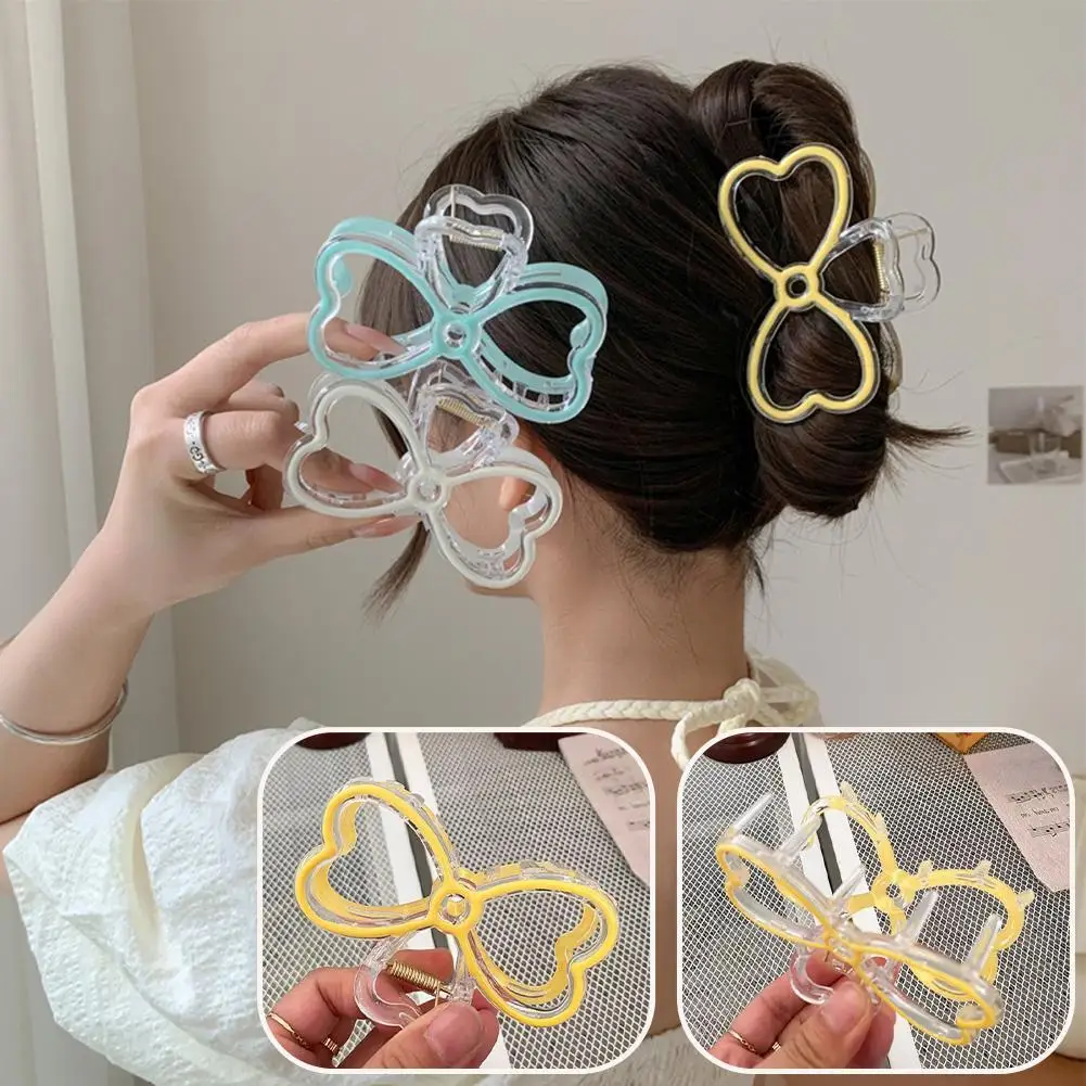 1pcs Sweet Transparent Hair Claw Large Shark Clip for Women Girl Children Romantic Lovely Princess Headwear Hair Accessories 
1pcs Sweet Transparent Hair Claw Large Shark Clip for Women Girl Children Romantic Lovely Princess Headwear Hair Accessories