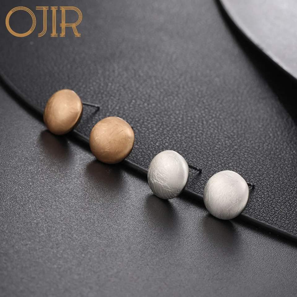 New in Gold Color Silver Color Stud Earrings Trending Products Pendientes Korean Fashion Jewelry for Women Gothic Accessories
New in Gold Color Silver Color Stud Earrings Trending Products Pendientes Korean Fashion Jewelry for Women Gothic Accessories