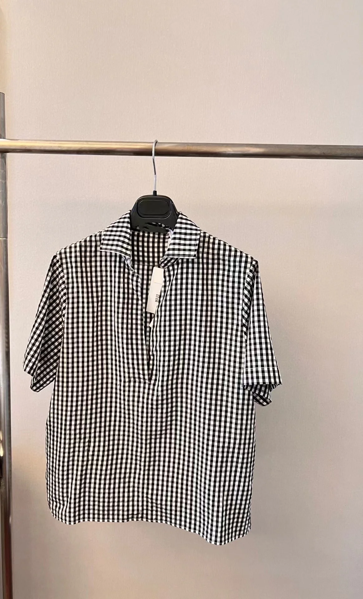 Fashion Luxury Blouse 2022 Summer Spring New Design Women Runway Plaid Print High Quality Ladies Vintage Silk Blouse
Fashion Luxury Blouse 2022 Summer Spring New Design Women Runway Plaid Print High Quality Ladies Vintage Silk Blouse