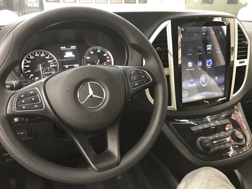 Автомобильный радиоприемник 128G Android10 для Mercedes-Benz V Class W447 Vito 3 2014-2021 стереоприемник Мультимедиа Видео GPS навигация 2 Din
Автомобильный радиоприемник 128G Android10 для Mercedes-Benz V Class W447 Vito 3 2014-2021 стереоприемник Мультимедиа Видео GPS навигация 2 Din