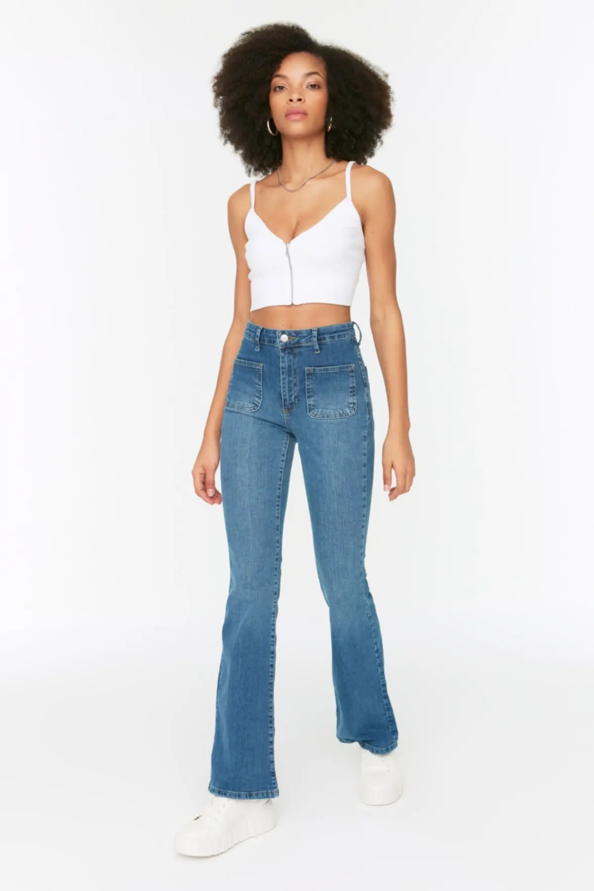 Women's Jean Blue Pocket Detailed High Waist Flare Full Length Straight Pant Streetwear Female Buttons Zipper Ladies
Women's Jean Blue Pocket Detailed High Waist Flare Full Length Straight Pant Streetwear Female Buttons Zipper Ladies
