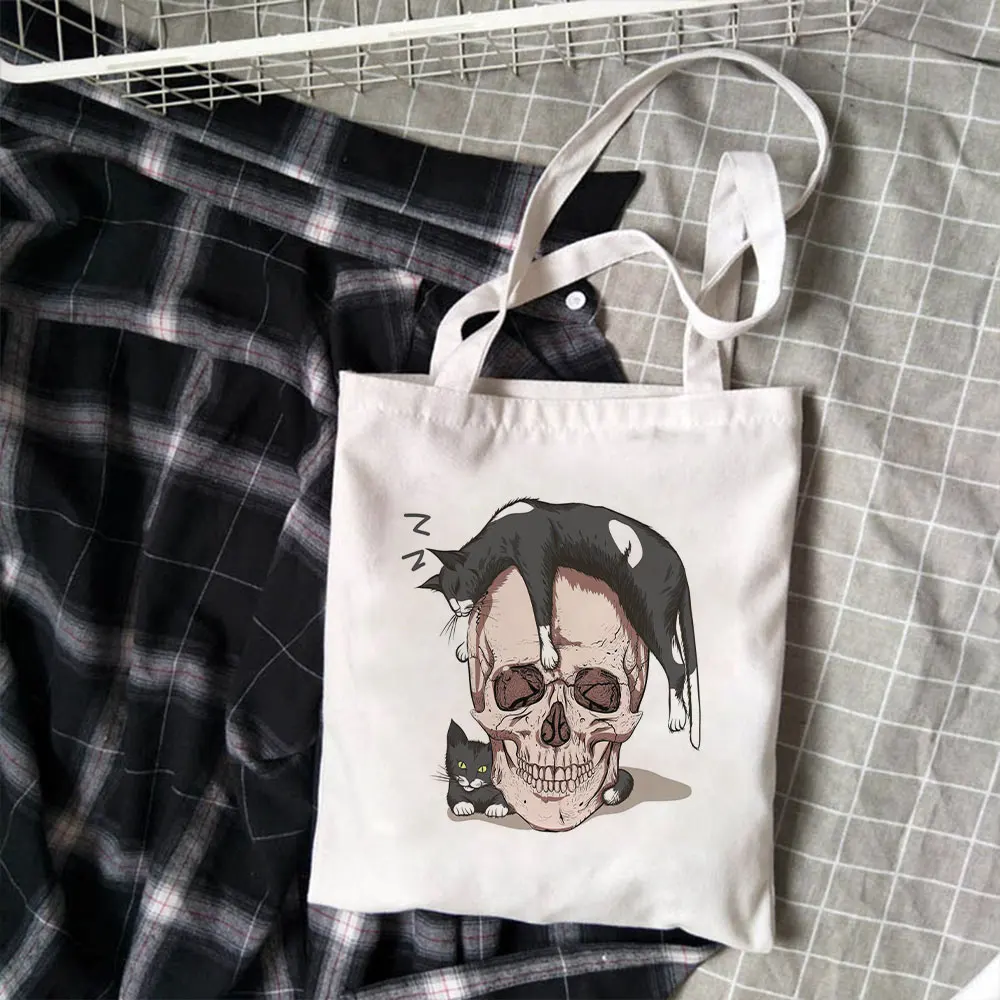 Корейская Повседневная винтажная вместительная Холщовая Сумка в стиле ольччан с изображением черепа и кота в стиле Харадзюку, Холщовая Сум...
Корейская Повседневная винтажная вместительная Холщовая Сумка в стиле ольччан с изображением черепа и кота в стиле Харадзюку, Холщовая Сум...