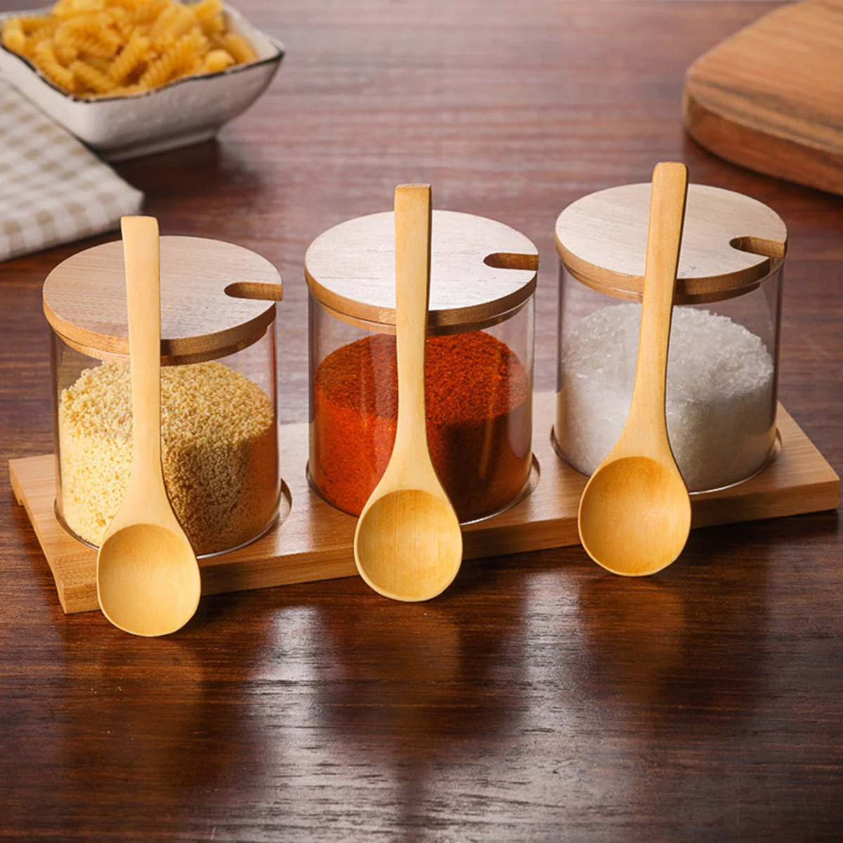 1pc Spice Jars Condiment Jars With Lids and Spoons Sealed Storage Jars Salt Box Clear Glass Containers Sugar Jar Jam Jar
1pc Spice Jars Condiment Jars With Lids and Spoons Sealed Storage Jars Salt Box Clear Glass Containers Sugar Jar Jam Jar