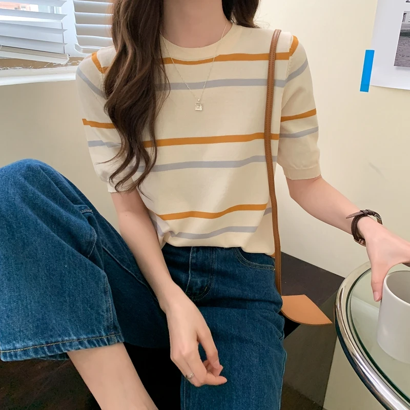 Striped Knitted Summer T-Shirts Women Korean Casual Knitwear Ins Vintage Short Sleeve Shirts Tops Harajuku Student Streetwear
Striped Knitted Summer T-Shirts Women Korean Casual Knitwear Ins Vintage Short Sleeve Shirts Tops Harajuku Student Streetwear