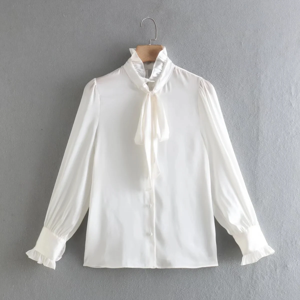 Withered 2022 France Style Office Lady Basic Satin Silk Bow Casual Shirt Fashion Elegant Pure Color Loose Blouse Women Tops
Withered 2022 France Style Office Lady Basic Satin Silk Bow Casual Shirt Fashion Elegant Pure Color Loose Blouse Women Tops