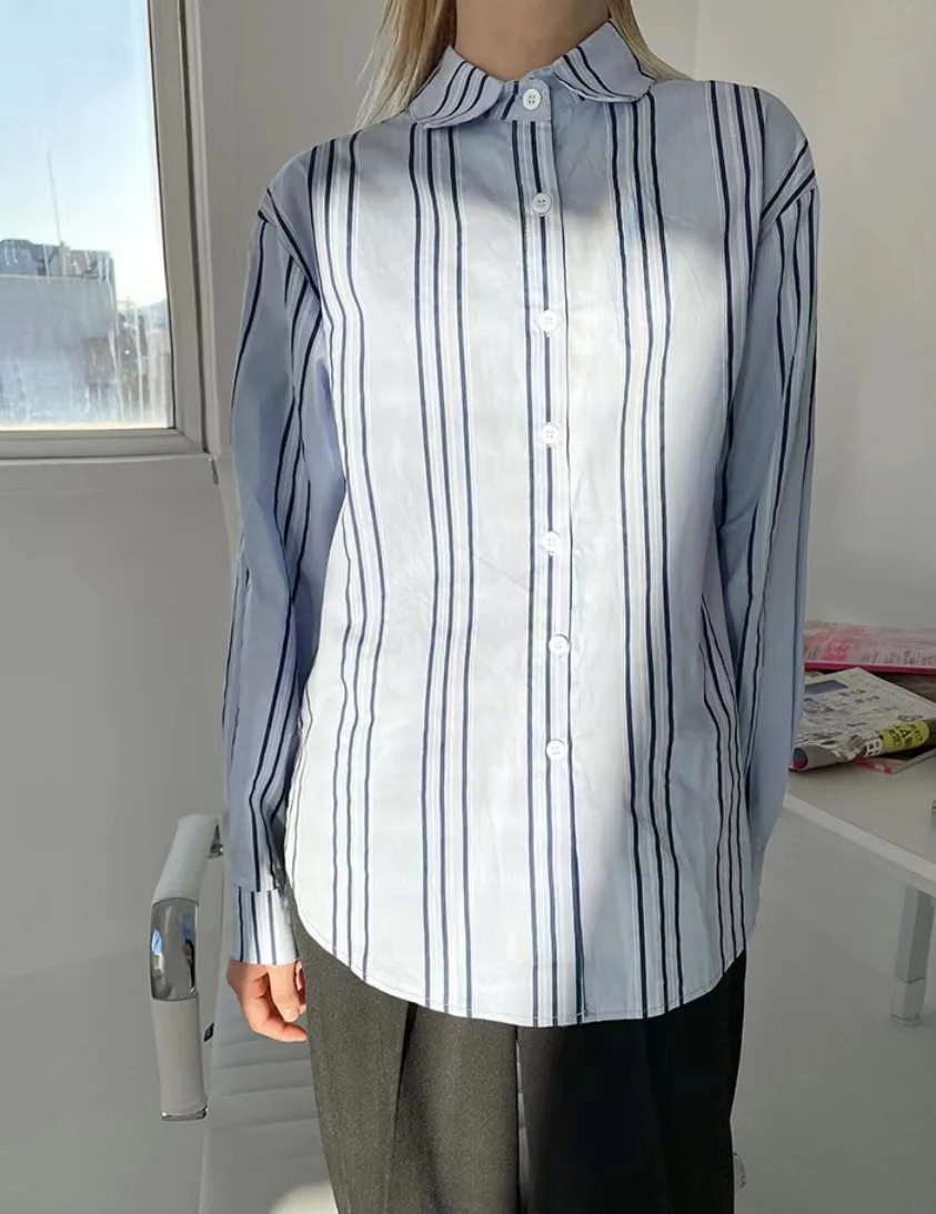 Korea Style Oversized All-Match Stripe Shirts For Women Retro Fashionable Lapel Spring 2022 New Female Temparement Chic Blousers
Korea Style Oversized All-Match Stripe Shirts For Women Retro Fashionable Lapel Spring 2022 New Female Temparement Chic Blousers