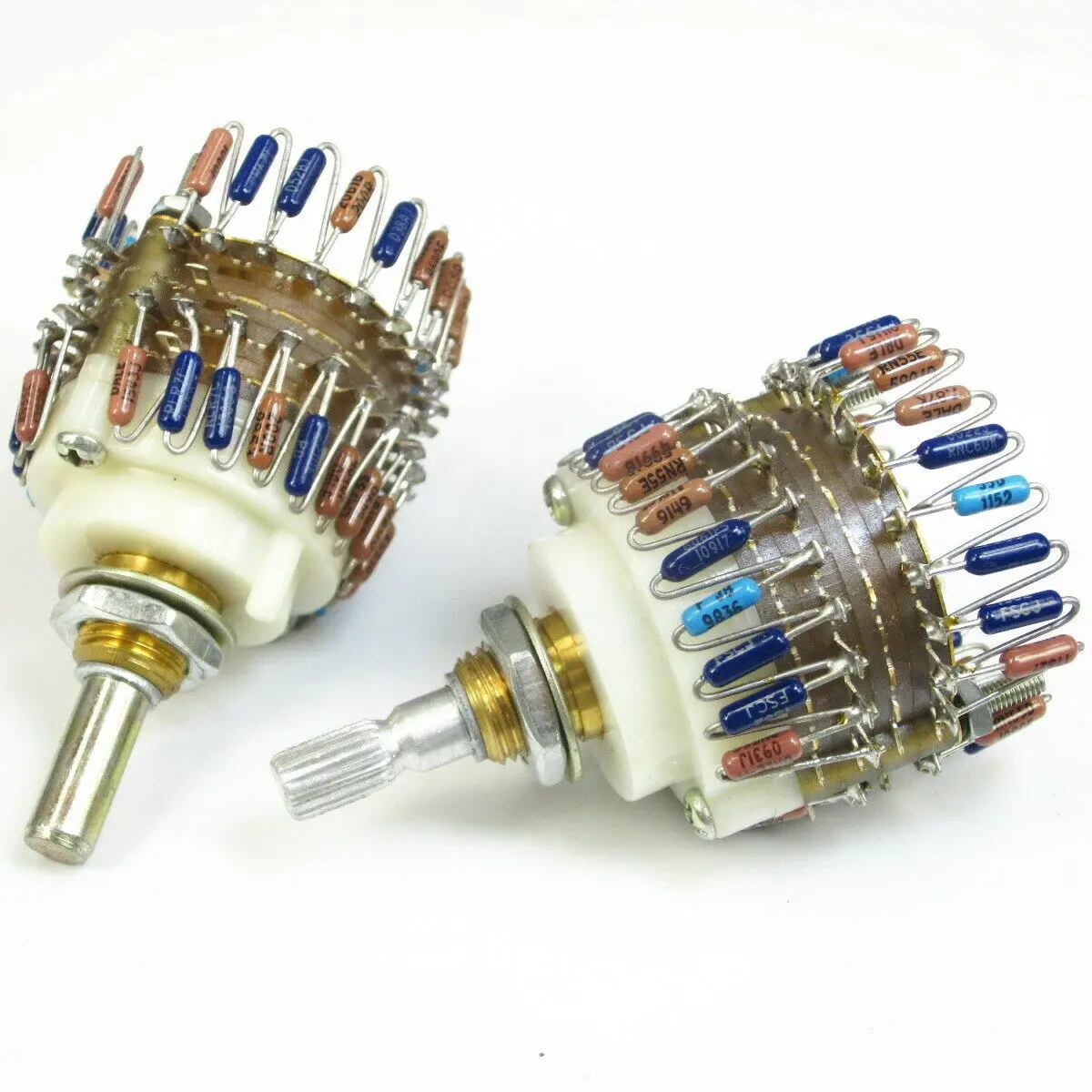 HiFi 23-Step Stepping Volume Potentiometer (Dual Channel) 10K 50K 100K 250K 500K DALE Resistor
HiFi 23-Step Stepping Volume Potentiometer (Dual Channel) 10K 50K 100K 250K 500K DALE Resistor