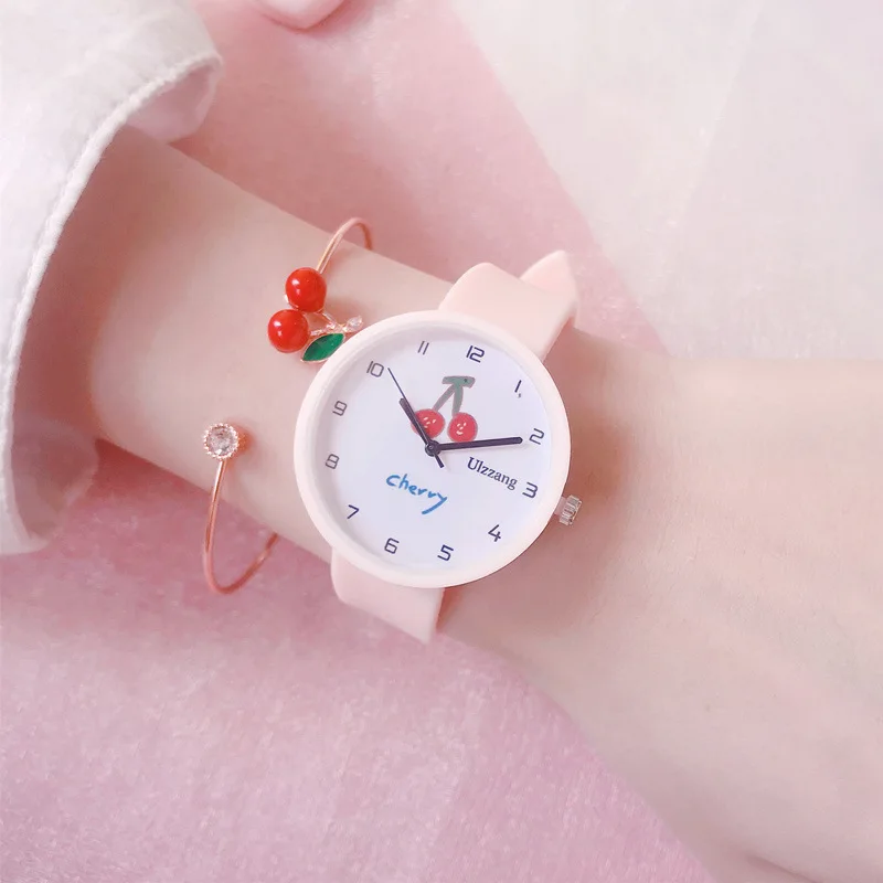 Fashion Round Quartz Cherry Pattern Dial Casual Wrist Watches Rubber Strap Fashionable Clock for Waterproof Wristwatch for Girl
Fashion Round Quartz Cherry Pattern Dial Casual Wrist Watches Rubber Strap Fashionable Clock for Waterproof Wristwatch for Girl