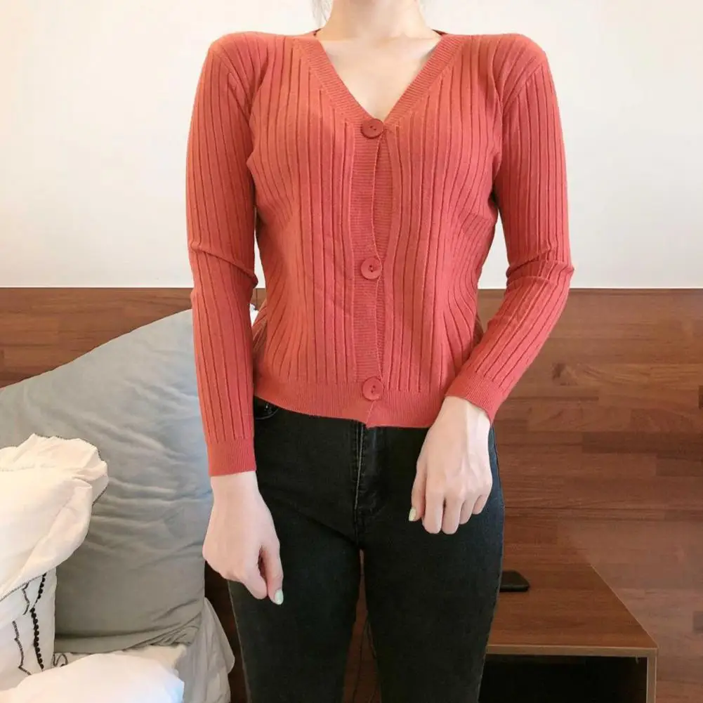 Women Spring Sweater Solid Color Single-breasted V Neck Long Sleeves Knitted Keep Warm Striped Korean Cardigan Women Clothing
Women Spring Sweater Solid Color Single-breasted V Neck Long Sleeves Knitted Keep Warm Striped Korean Cardigan Women Clothing