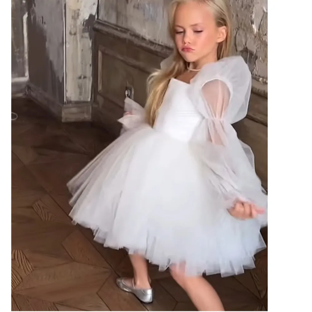 Ball Gown Girl Party Dresses Illusion Sleeves Puffy Layers Girl Birthday Dress Girl Christmas Party Robe De Princesse
Ball Gown Girl Party Dresses Illusion Sleeves Puffy Layers Girl Birthday Dress Girl Christmas Party Robe De Princesse