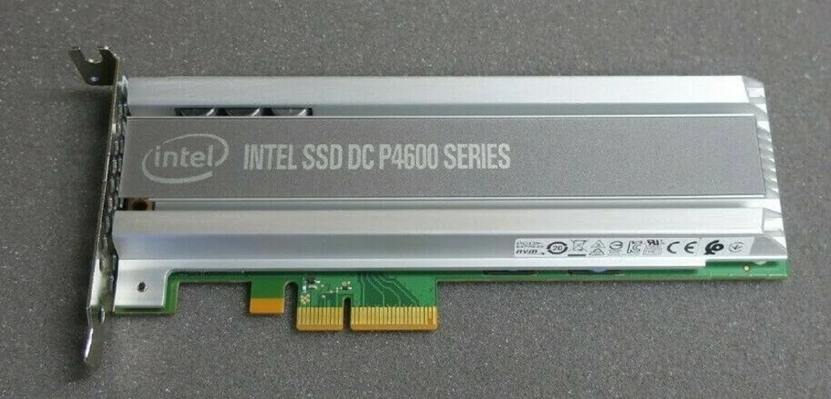 

for Intel DC P4600 2TB 1/2 Height PCIe 3.1 x4, 3D1, TLC 2TB NVMe SSD SSDPEDKE020T7