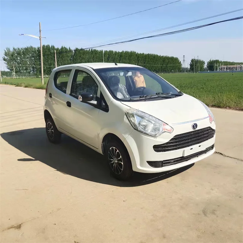 4 Wheel Electric Car China New Energy 45-55km/H 4 Wheels 3 Seats Adult Mini Electric Car/Vehicle with Big Battery
4 Wheel Electric Car China New Energy 45-55km/H 4 Wheels 3 Seats Adult Mini Electric Car/Vehicle with Big Battery