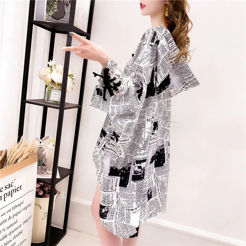 Summer New Lacing Hollow Oversized T Shirt Tops Medium Long Print Irregular Hooded Pullovers Casual Vintage Women Clothing
Summer New Lacing Hollow Oversized T Shirt Tops Medium Long Print Irregular Hooded Pullovers Casual Vintage Women Clothing