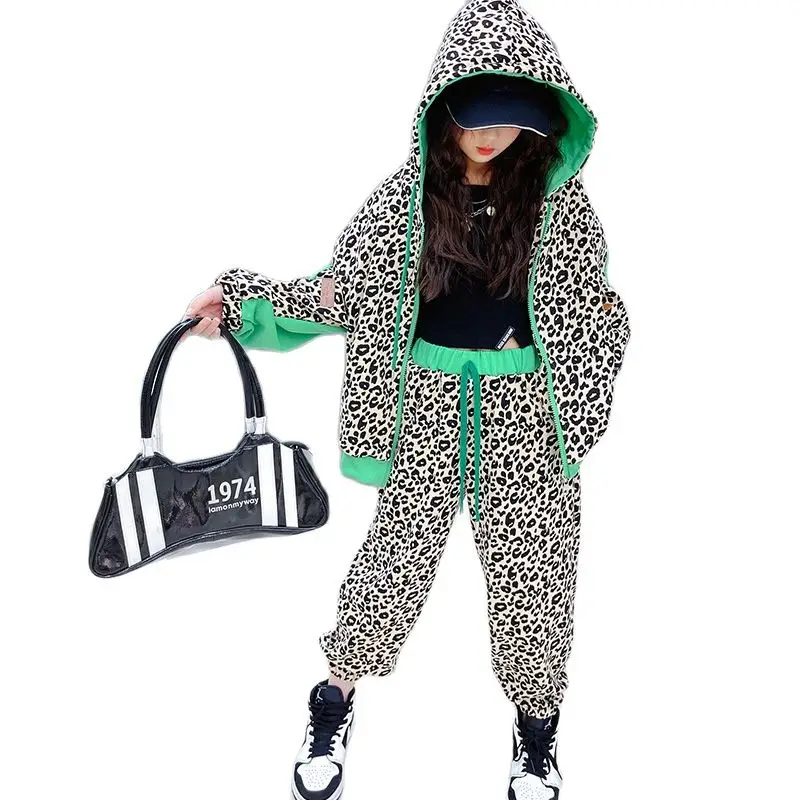 Girls Leopard Print Suit New Spring Autumn Fashion Hooded Jacket Top + Pants 2pcs Kids Clothes Casual Patchwork Tracksuit 4-14 Y
Girls Leopard Print Suit New Spring Autumn Fashion Hooded Jacket Top + Pants 2pcs Kids Clothes Casual Patchwork Tracksuit 4-14 Y