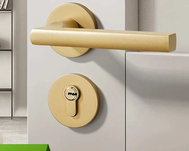 Indoor door lock domestic room door lock magnetic suction wood door split handle lock bedroom gold door handle wholesale enginee
Indoor door lock domestic room door lock magnetic suction wood door split handle lock bedroom gold door handle wholesale enginee