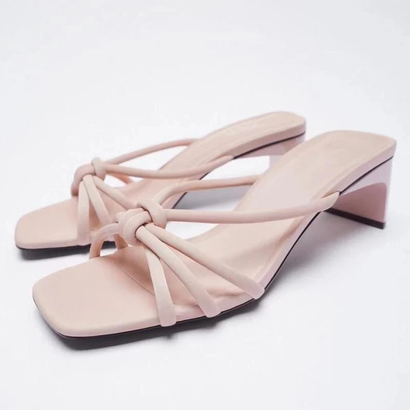 ZRACK 2022 Summer New Pink Fashion Square Toe Hollow Out High Heels Sexy Outer Wear Stiletto Muller Sandals And Slippers Women
ZRACK 2022 Summer New Pink Fashion Square Toe Hollow Out High Heels Sexy Outer Wear Stiletto Muller Sandals And Slippers Women