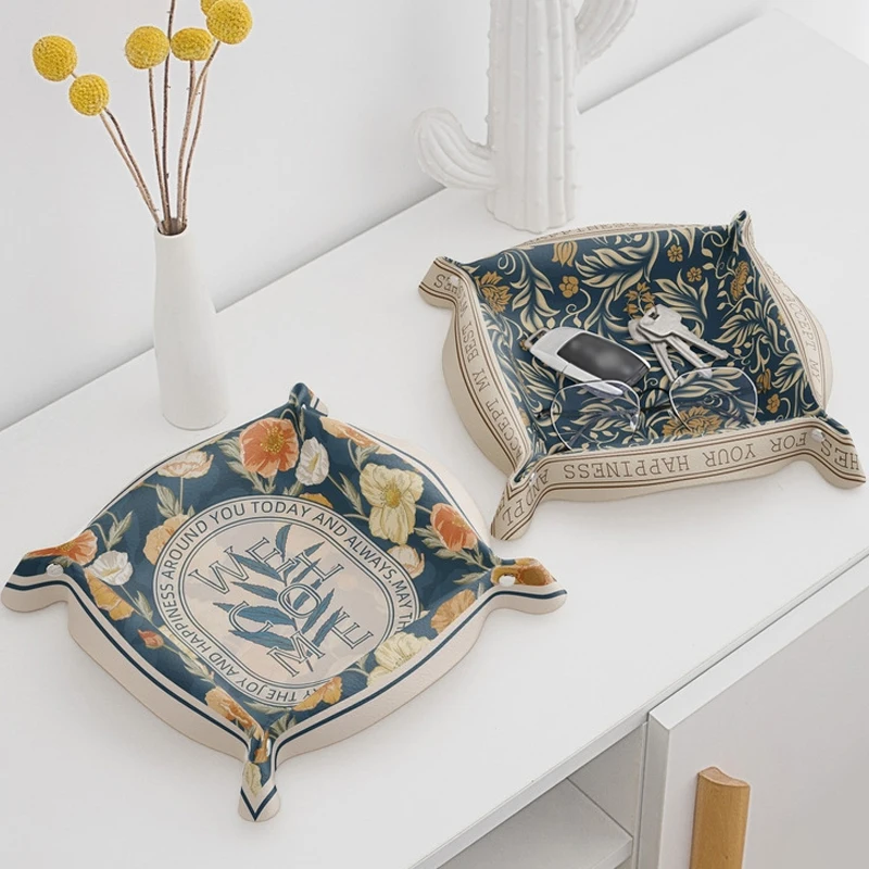 Desktop Storage Tray PU Leather Key Plate Home Decoration Dice Tray key Wallet Coins PU leather folding Storage Box Wholesale
Desktop Storage Tray PU Leather Key Plate Home Decoration Dice Tray key Wallet Coins PU leather folding Storage Box Wholesale