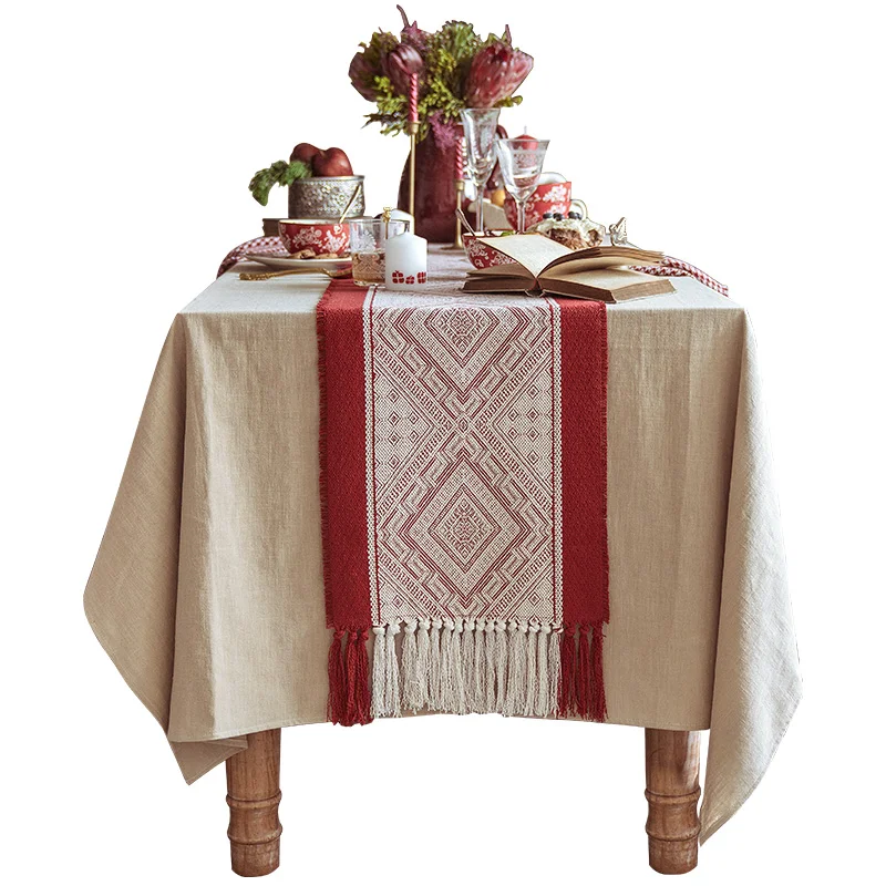Nordic Fabric Red Table Runner Christmas Wedding Coffee TV Cabinet Table Flag Luxury High-End
Nordic Fabric Red Table Runner Christmas Wedding Coffee TV Cabinet Table Flag Luxury High-End