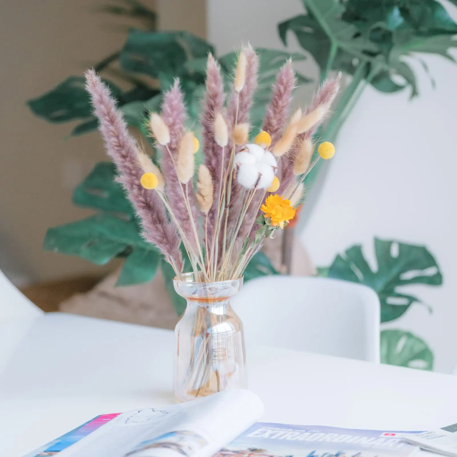 Dried Natural Daisy Flowers Pampas Grass Boho Home Decor Bouquet Pampas Reed Bunny Tails Dried Cotton Arrangements Home Decor
Dried Natural Daisy Flowers Pampas Grass Boho Home Decor Bouquet Pampas Reed Bunny Tails Dried Cotton Arrangements Home Decor