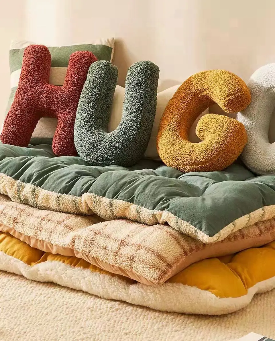 Lovely Cartoon English Letters Pillow Kids Room Decorative Cushion Couch Pillow Sofa Cushions Teaching Words Tools Home pillow
Lovely Cartoon English Letters Pillow Kids Room Decorative Cushion Couch Pillow Sofa Cushions Teaching Words Tools Home pillow