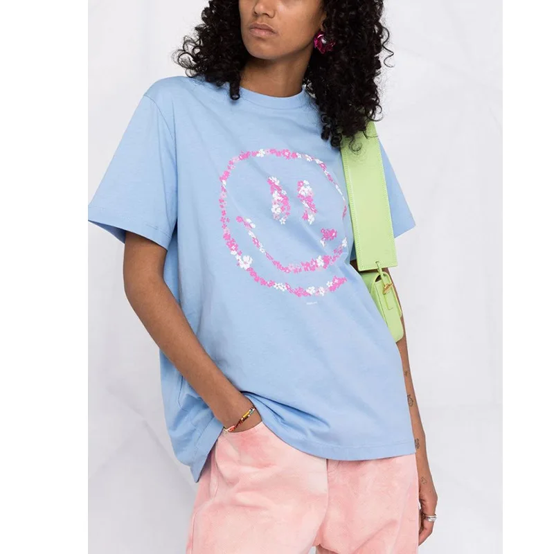 Summer New Women's Classic Flower Smiley Embossed Loose Cotton Round Neck Women's Short Sleeve T-Shirt Tops
Summer New Women's Classic Flower Smiley Embossed Loose Cotton Round Neck Women's Short Sleeve T-Shirt Tops