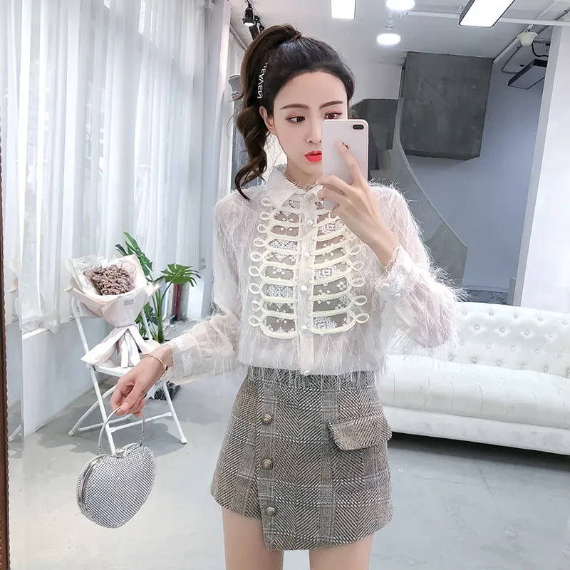 Women Elegant Solid White Black Tassel Tops Vintage OL T-Shirts Female Fashion Spring Button Tops Turn Down Collar Chiffon Tees
Women Elegant Solid White Black Tassel Tops Vintage OL T-Shirts Female Fashion Spring Button Tops Turn Down Collar Chiffon Tees