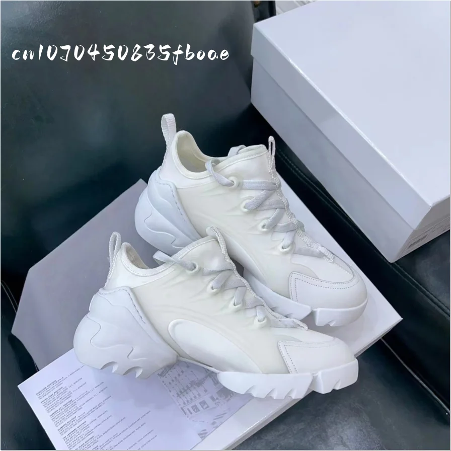 Winter Women's Short Sneakers Casual Shoes Solid Color Shoelace Non-slip Whit Box Round Head High Quality Luxury 
Winter Women's Short Sneakers Casual Shoes Solid Color Shoelace Non-slip Whit Box Round Head High Quality Luxury