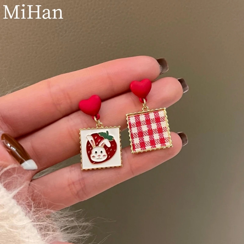Mihan S925 needle Women Jewelry Red Heart Earrings Sweet Design Asymmetrical Little Rabbit Drop Earrings For Women Party Gifts
Mihan S925 needle Women Jewelry Red Heart Earrings Sweet Design Asymmetrical Little Rabbit Drop Earrings For Women Party Gifts