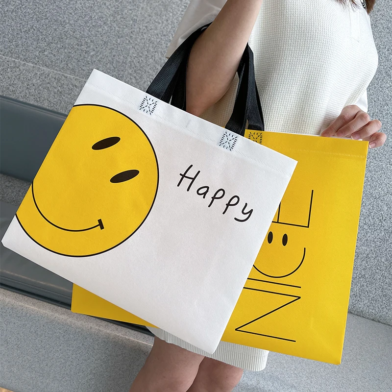 Smiley Non-woven Handbag Clothes Shop Packaging Bag Women's Packaging Gift Shopping Handbag Exquisite Gift Packaging Bag
Smiley Non-woven Handbag Clothes Shop Packaging Bag Women's Packaging Gift Shopping Handbag Exquisite Gift Packaging Bag