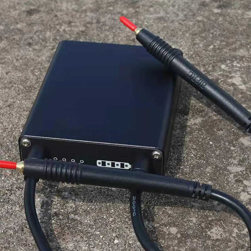 3.7V Portable Spot Welding Machine DIY 18650 Lithium Battery Nickel Belt Spot Welding Metal Mini Small Household USB Charging
3.7V Portable Spot Welding Machine DIY 18650 Lithium Battery Nickel Belt Spot Welding Metal Mini Small Household USB Charging