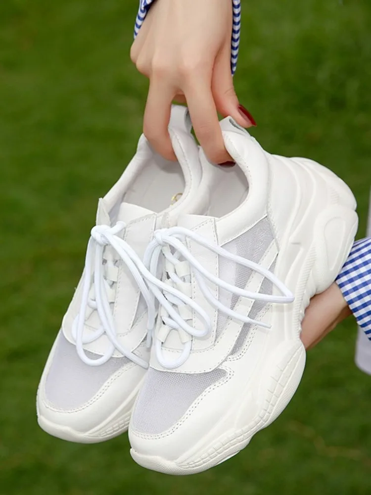 New Summer Breathable Women Running Shoes Genuine Leather Sneakers Patchwork Mesh Outdoor Sports Shoes Female Jogging Trainers
New Summer Breathable Women Running Shoes Genuine Leather Sneakers Patchwork Mesh Outdoor Sports Shoes Female Jogging Trainers