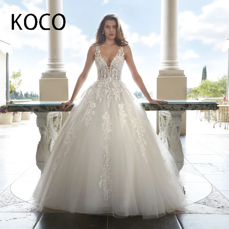 Женское свадебное платье с открытой спиной MACDOUGAL, изысканное Бальное Платье трапециевидного силуэта с V-образным вырезом и аппликацией, платье со шлейфом без рукавов, 2023
Женское свадебное платье с открытой спиной MACDOUGAL, изысканное Бальное Платье трапециевидного силуэта с V-образным вырезом и аппликацией, платье со шлейфом без рукавов, 2023