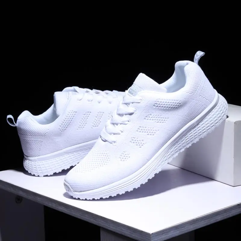 lace-up outdoor man sneakers sports and leisure men's professional running shoes sport shoes men women vulcanized blue 1229
lace-up outdoor man sneakers sports and leisure men's professional running shoes sport shoes men women vulcanized blue 1229