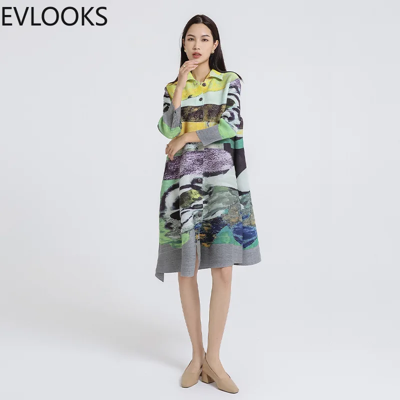 EVLOOKS Fashion Western Style Age Reduction Coat Large Size High Casual Loose Pleated Trench Coat New Women Autum Winter 2022 
EVLOOKS Fashion Western Style Age Reduction Coat Large Size High Casual Loose Pleated Trench Coat New Women Autum Winter 2022